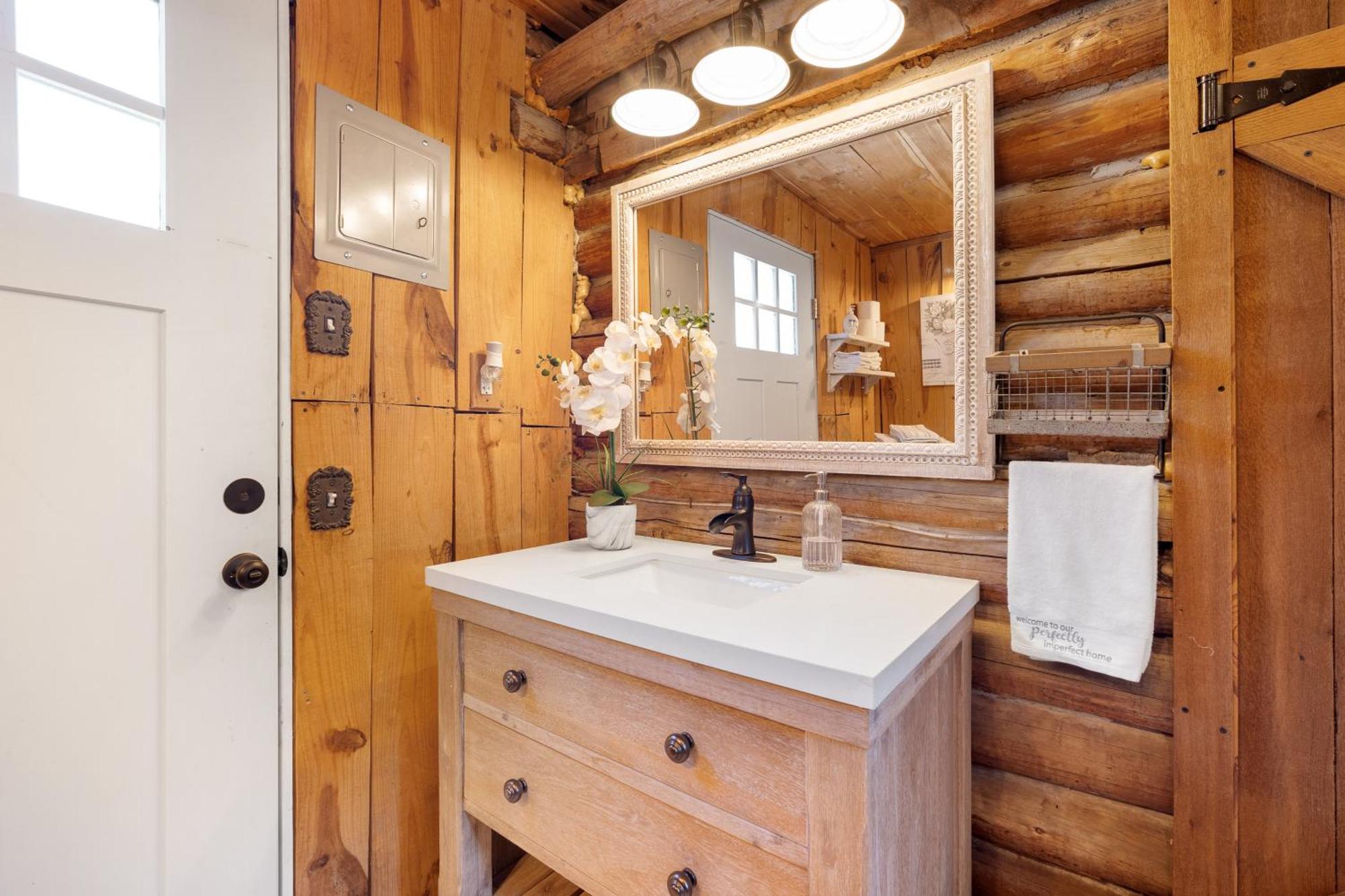 Spring Hill Farm - The Velvet Rooster Holiday home Alma
